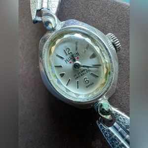 Hilton Ladies Watch 17 Jewels Incabloc Vintage Swiss Made 10K Gold Filled Band